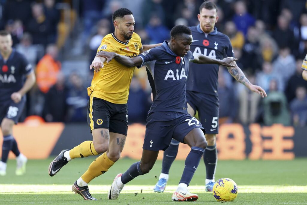 Nhận định soi kèo Tottenham Hotspur vs Wolverhampton vào 22h00 ngày 29/12/2024 nhan-dinh-soi-keo-tottenham-hotspur-vs-wolverhampton-vao-22h00-ngay-29-12-2024-1