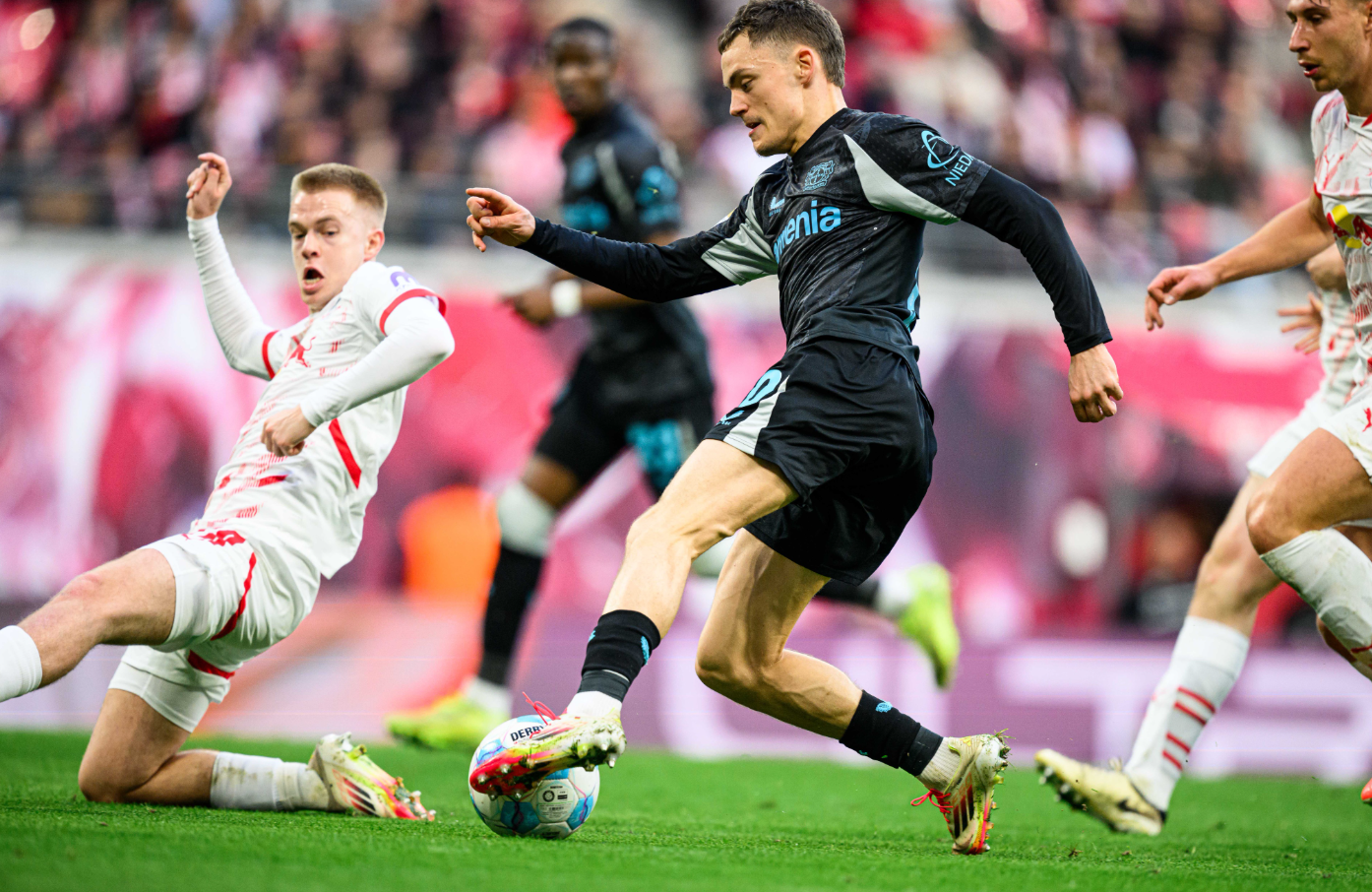 RB Leipzig vs Bayer Leverkusen (21:30 – 25/01) | Xem lại trận đấu