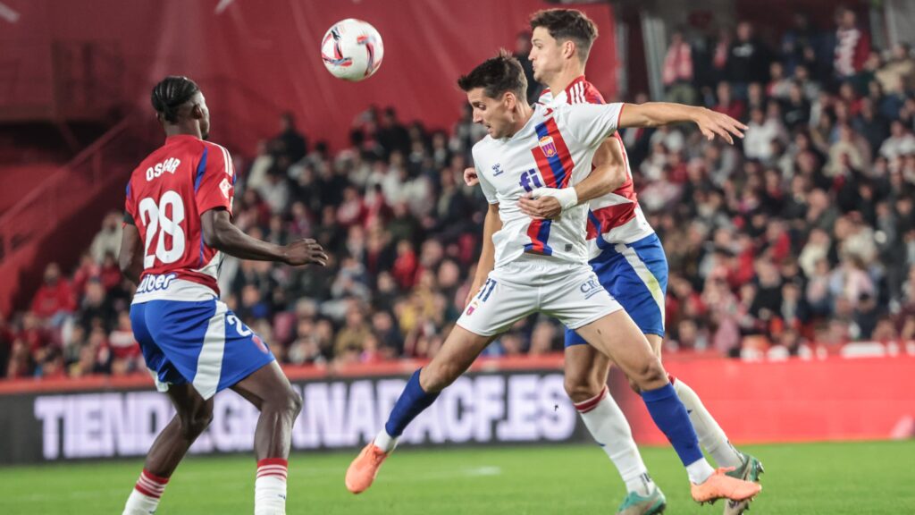 Nhận định soi kèo Eldense vs Granada lúc 02h30 ngày 1/2/2025 nhan-dinh-soi-keo-eldense-vs-granada-luc-02h30-ngay-1-2-2025-1