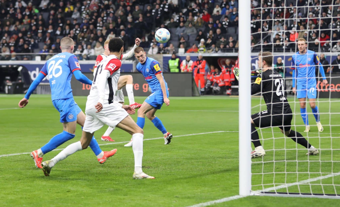 Eintracht Frankfurt vs Holstein Kiel (23:30 – 16/02) | Xem lại trận đấu