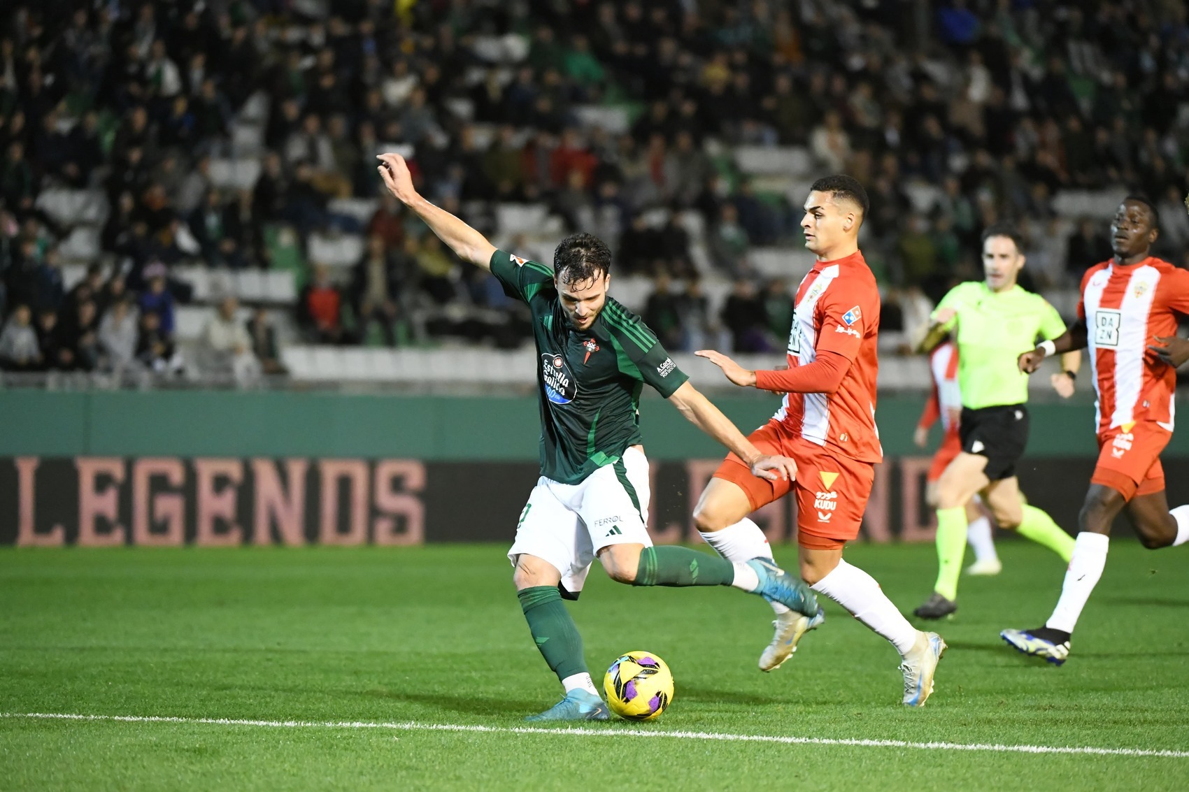 Nhận định soi kèo Almeria vs Racing Ferrol lúc 01h30 ngày 29/4/2025
