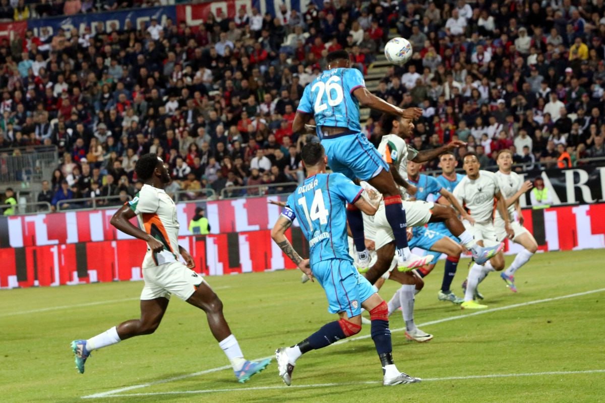 Cagliari vs Venezia (01:45 – 19/05) | Xem lại trận đấu