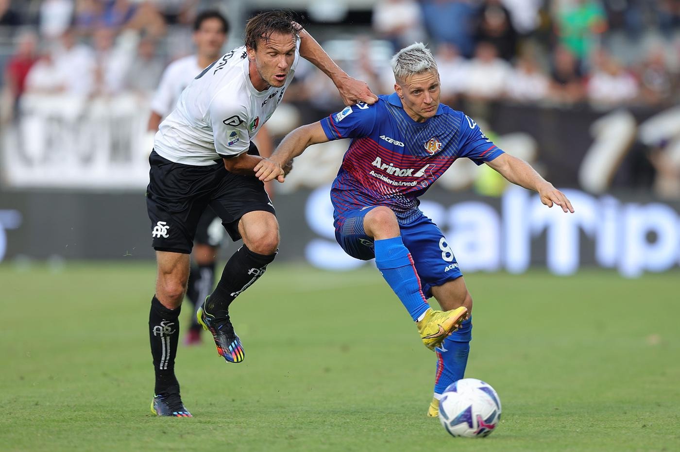 Nhận định soi kèo Cremonese vs Spezia lúc 01h30 ngày 30/5/2025