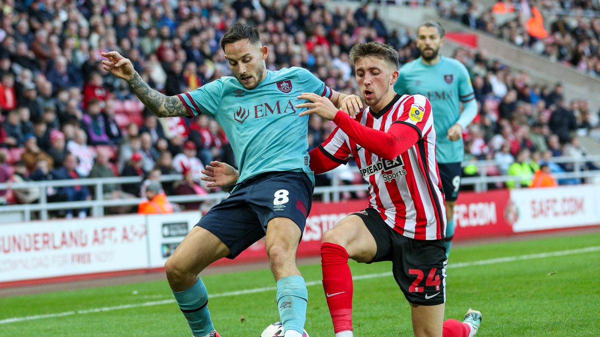 Nhận định soi kèo Burnley vs Sunderland lúc 21h00 ngày 23/8/2025